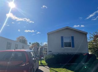 39147 Wyoming Dr, Romulus, MI 48174