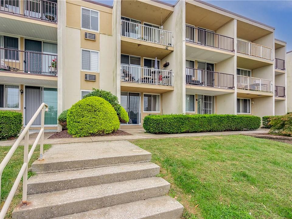 1st image of 141 E Lake Boulevard #E1