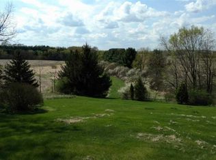 8624 E Eppleyanna Rd, Rock City, IL 61070