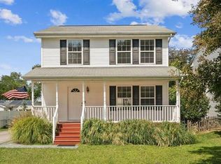 1623 Chesapeake Ln, Edgewater, MD 21037