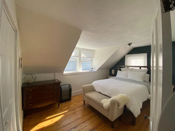 14 Hill St #2, Portland, ME 04102