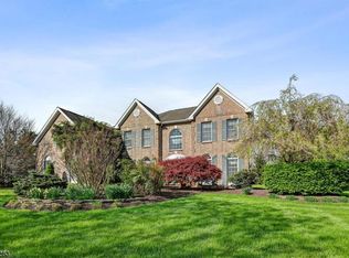 4 Kingfisher Ln, Skillman, NJ 08558