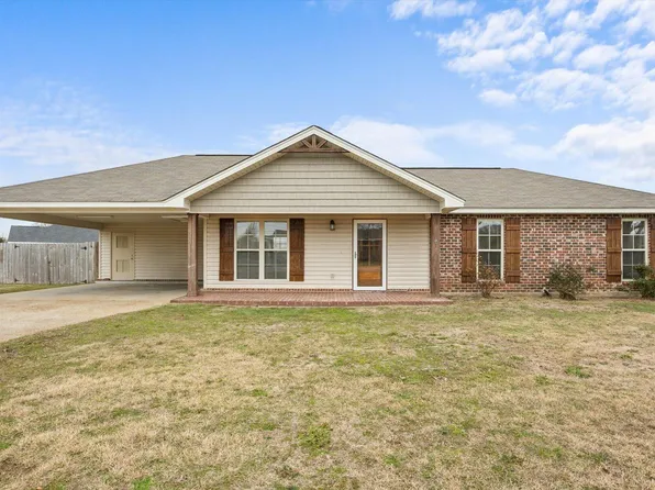 300 Margaret Ave, Petal, MS 39465