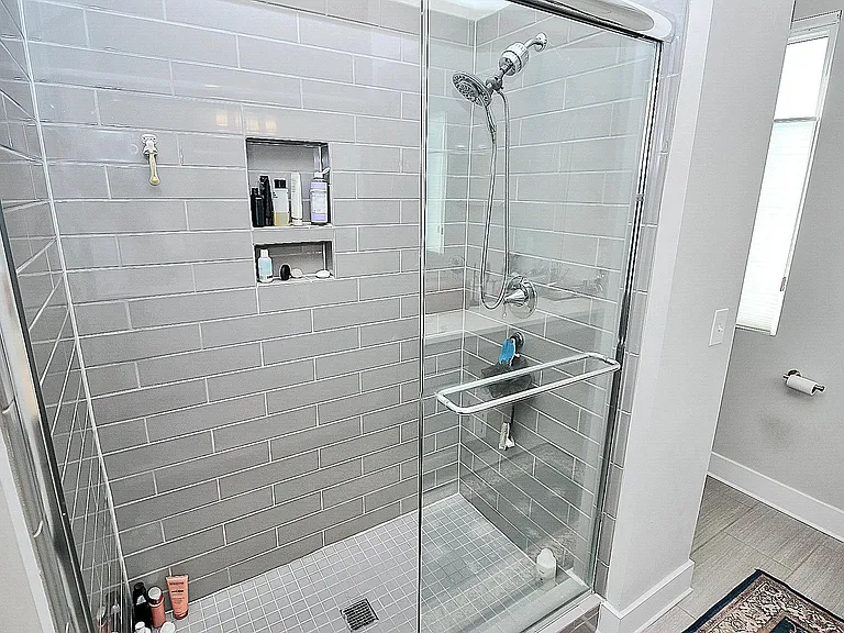 542 Sedgefield Park Dr — Photo 25