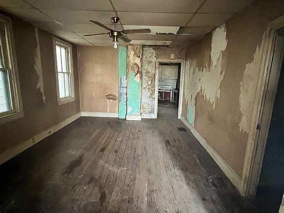 2nd image of 436 Washington Ave
