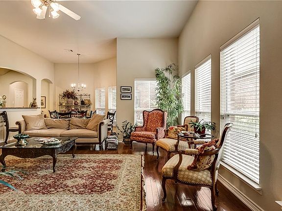 4th image of 7897 Southmark Dr