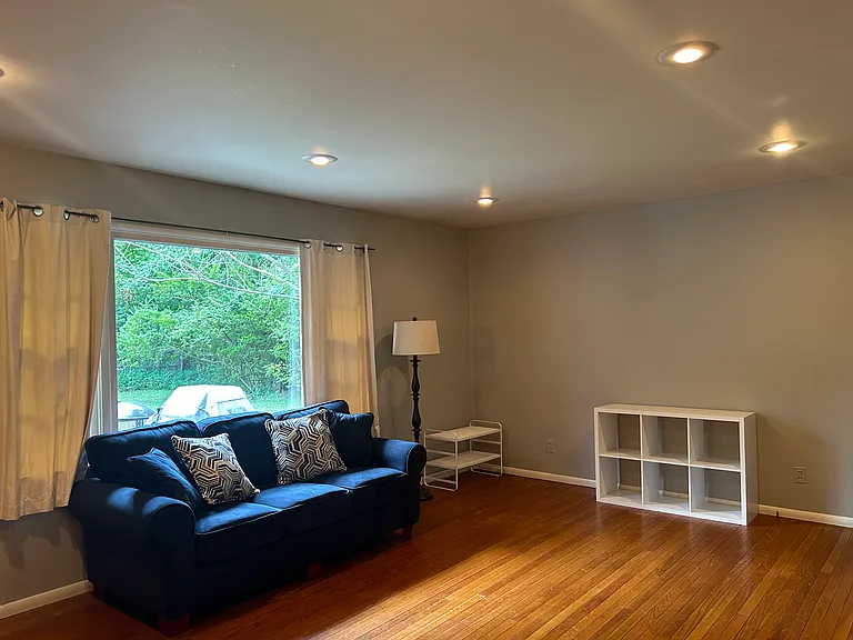 607 S Eastside Dr — Photo 20