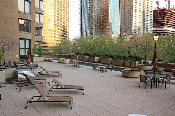 Rented by Furumoto Realty of New York City Inc | media 15