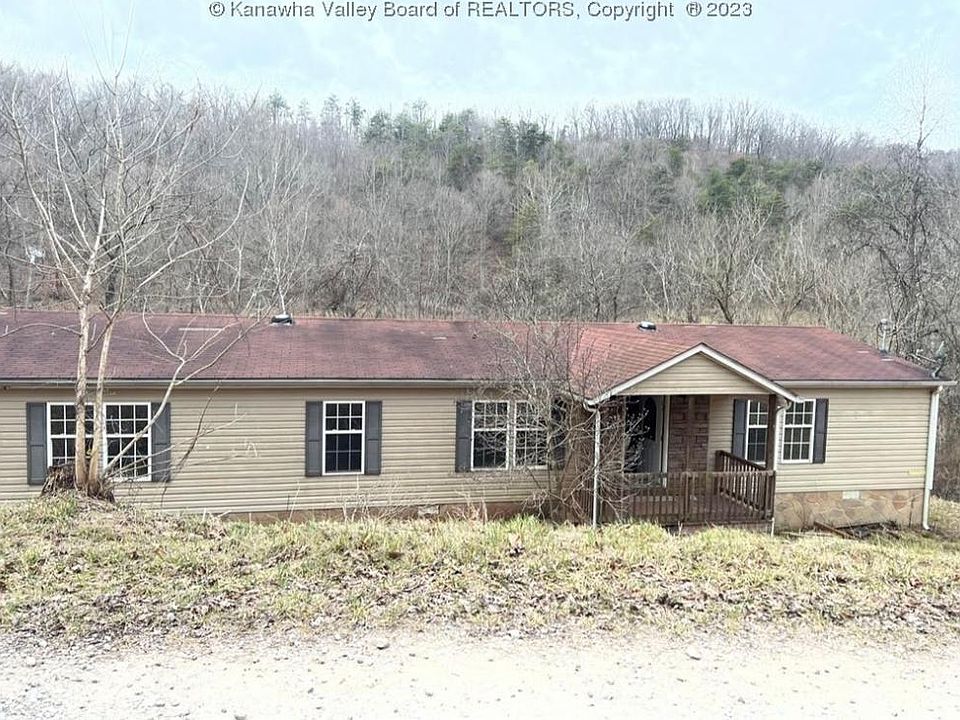 1st image of 203 Wells Hollow Rd