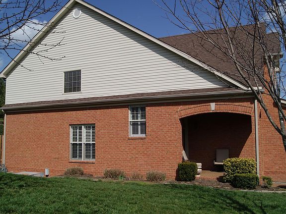 Townhome side