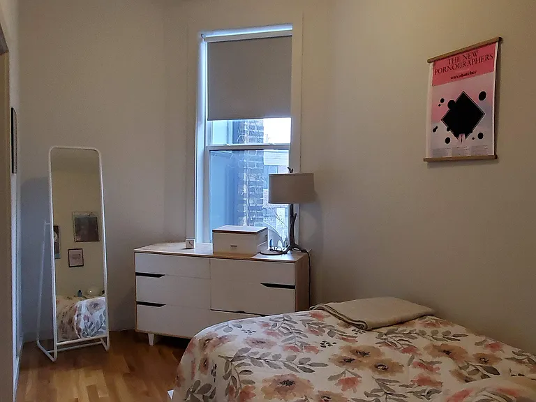 1135 N Damen Ave #R — Photo 7