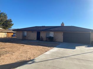 15077 Quinnault Rd, Apple Valley, CA 92307