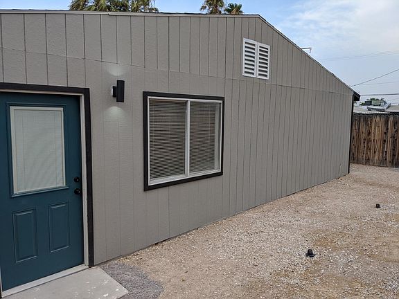 4th image of 1125 Tamerack Ave #C