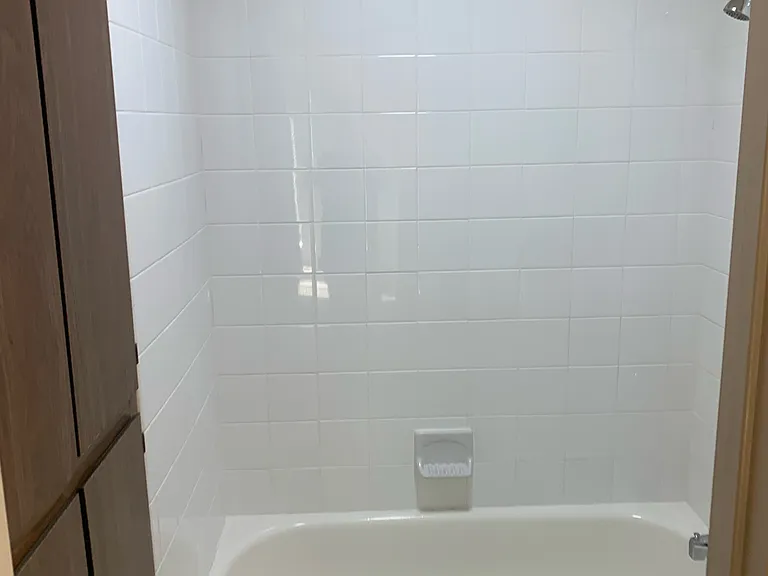 720 Adams St #10 — Photo 16