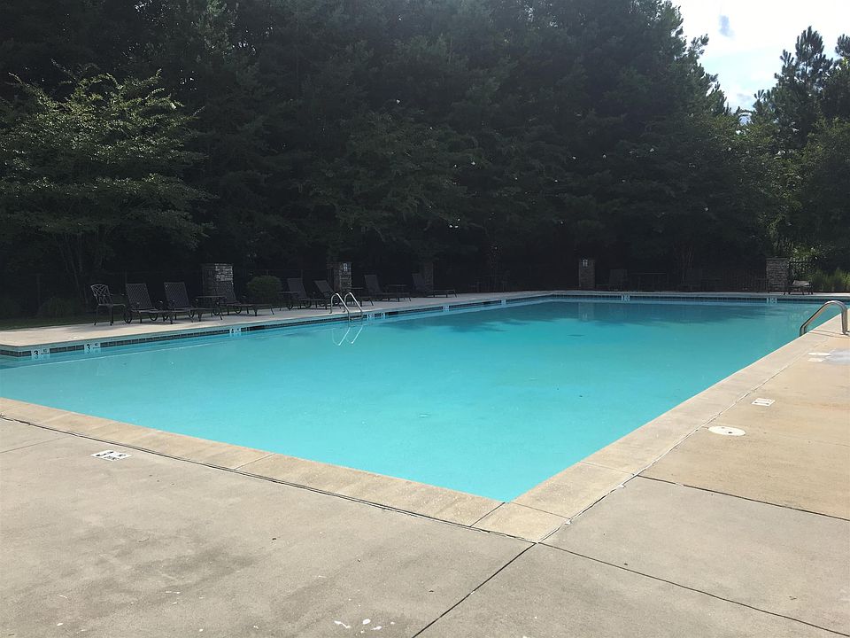1st image of 3205 Town Creek Cir