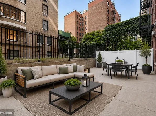 544 E 86th St, New York, NY