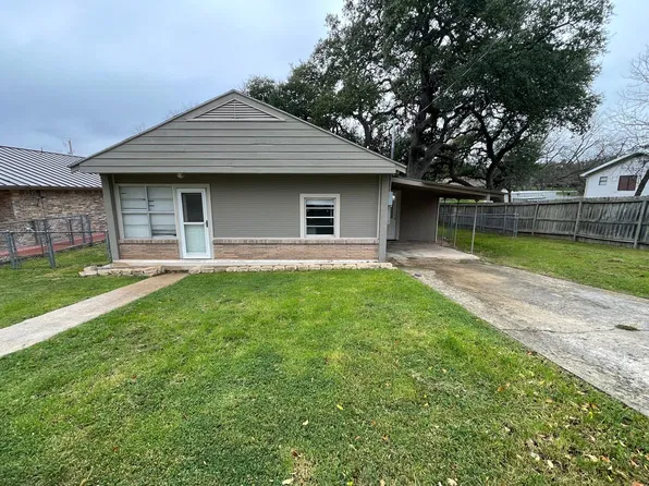 606 S Summer St, Lampasas, TX 76550