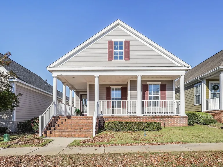 3316 Calumet Dr — Photo 1