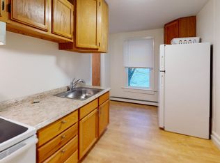 36 Elm St #3, Lebanon, NH 03766