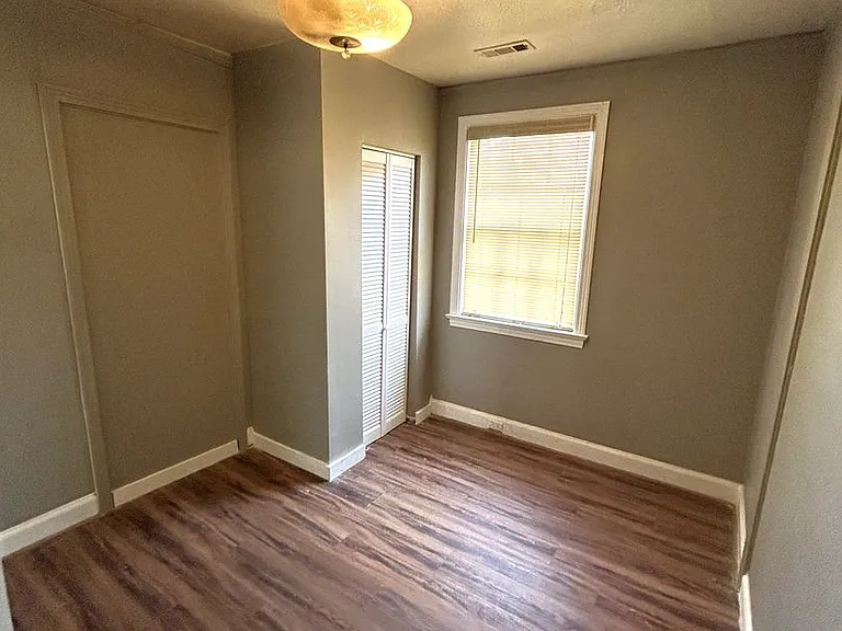 3616 Gaston Ave — Photo 12