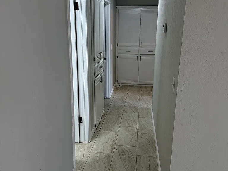 9813 S Country Club Dr — Photo 6