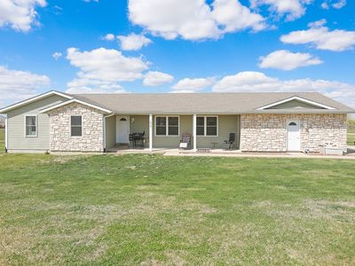 1818 Elk Horn Ct, Pella, IA, 50219