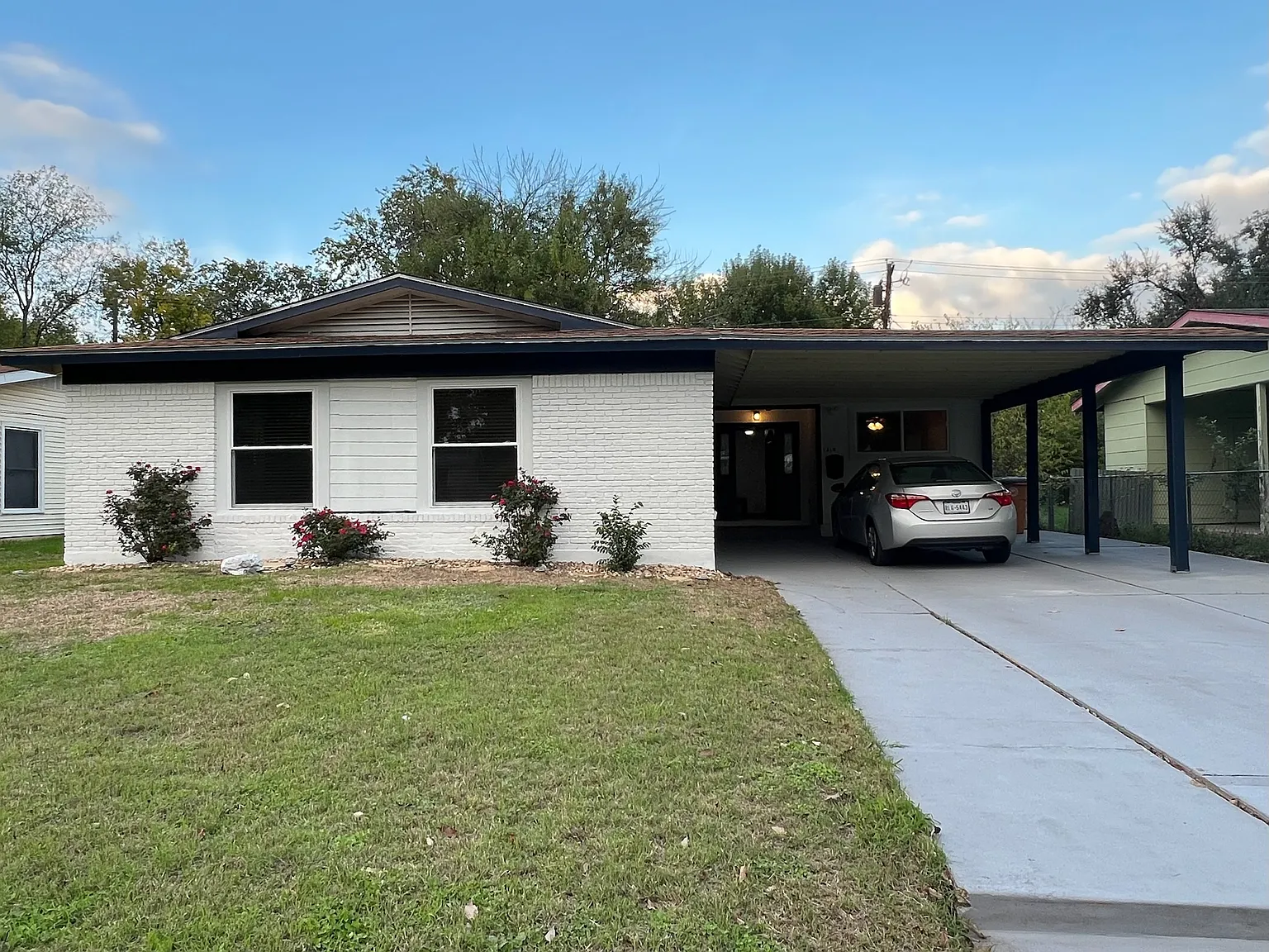 1318 Broadmoor Drive - 1 — Photo 1