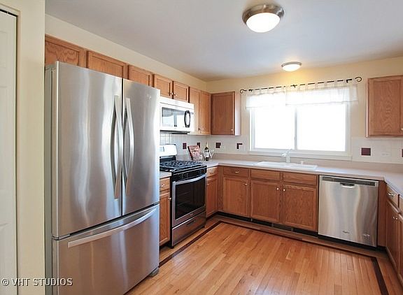 2nd image of 1040 S West Ave