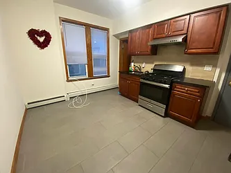 Rented by King Zone Realty Inc