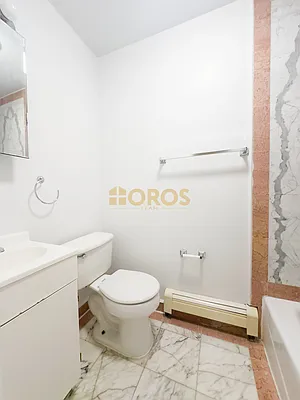 Rented by City Connections Realty | media 9