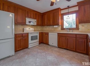 6201 Valley Estates Dr, Raleigh, NC 27612