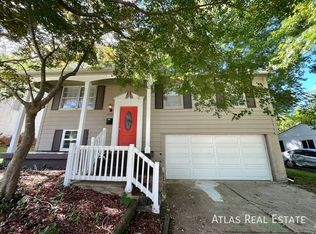 18904 E Arrowhead Dr, Independence, MO 64056