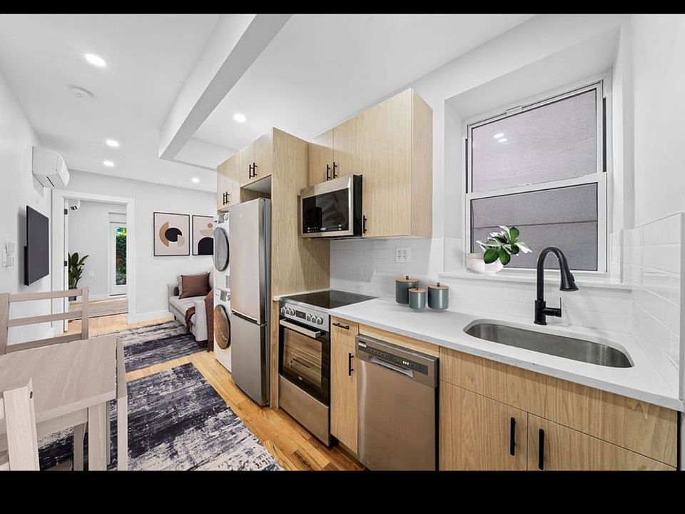 2nd image of 219 Kingsland Ave APT 4