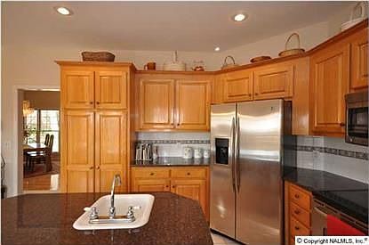 4th image of 2988 Hampton Cove Way SE