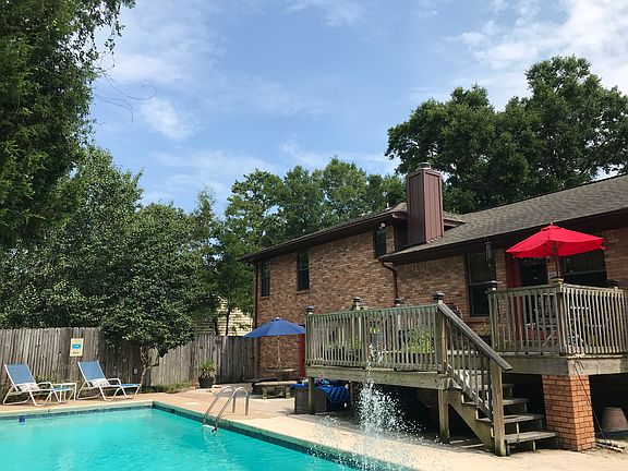 2nd image of 7605 Brook Forest Dr