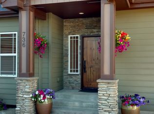 736 E Round Up Cir, Hayden Lake, ID 83835