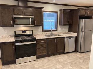 2 Sharon Dr #85, Mc Kean, PA 16426