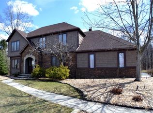 4861 Scottsdale Dr, North Royalton, OH 44133