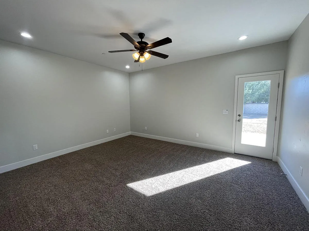 1 bed, 593 sqft, $1,200 — Photo 4
