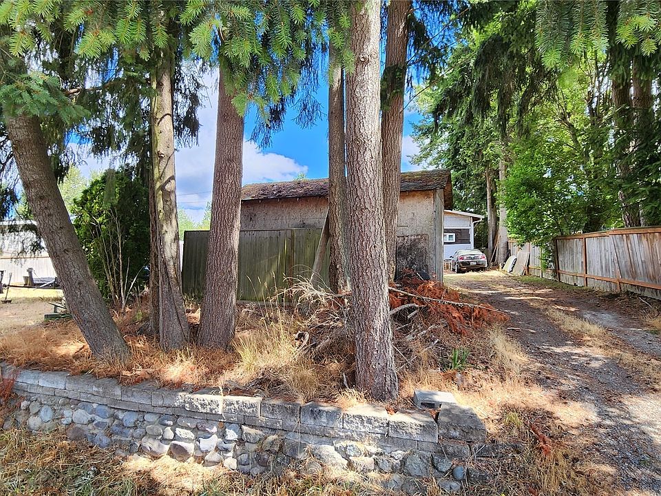 1st image of 15707 84th Avenue E