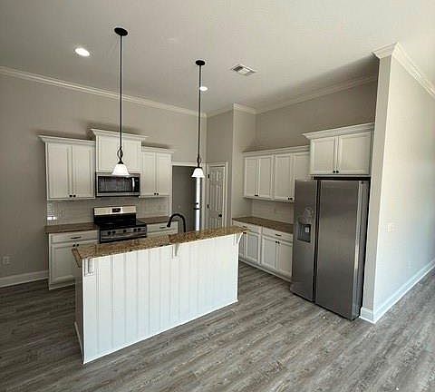 2nd image of 105 Jason Ln
