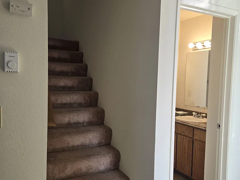 5240 15th Ave NE #401 — Photo 6