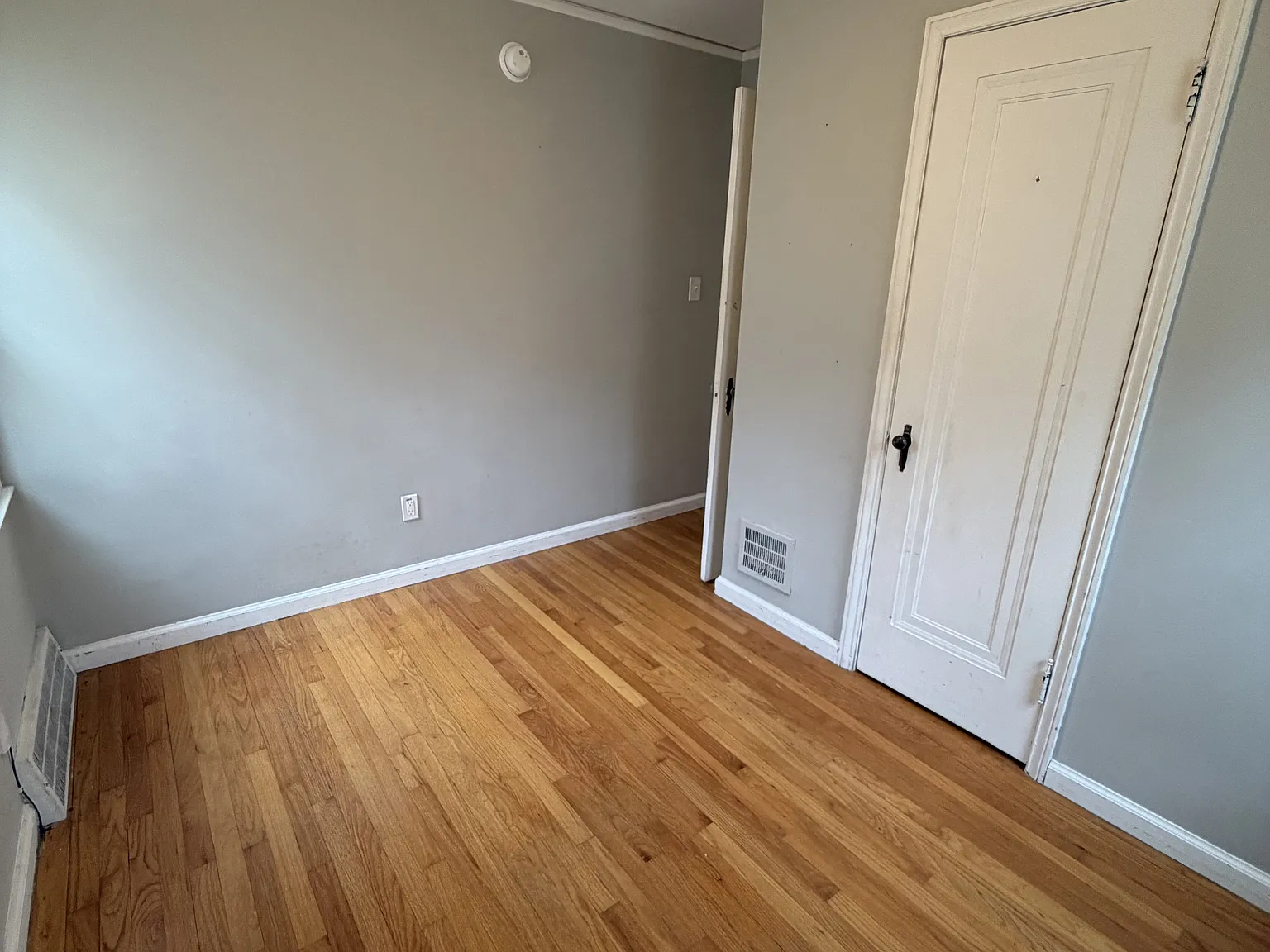2 bed, 650 sqft, $1,795 — Photo 2