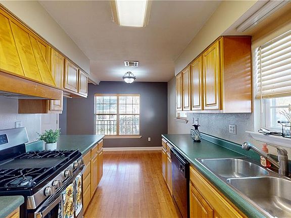 5th image of 9602 Red Church Ln