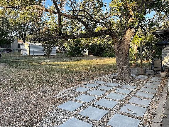 2nd image of 7067 Dover Ln