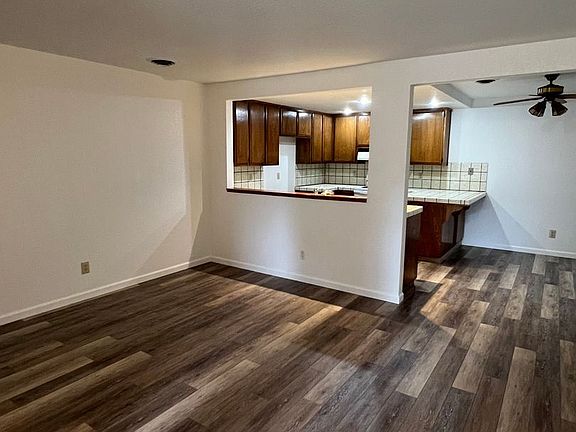 4th image of 1102 Chianti Dr