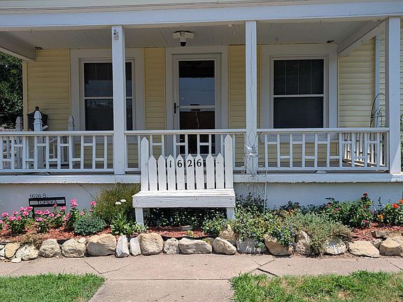 2nd image of 1626 S Topeka Ave