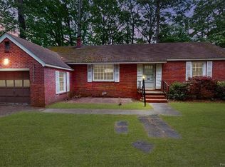 17 Pin Oak Rd, Newport News, VA 23601