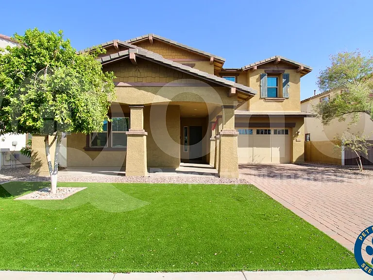 4146 E Glacier Pl — Photo 1