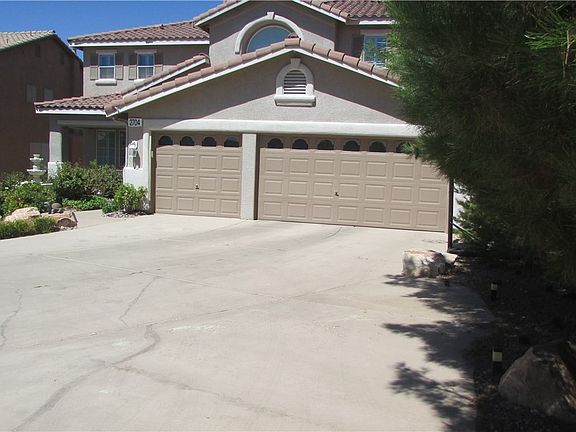 3rd image of 2704 Carolina Blue Ave